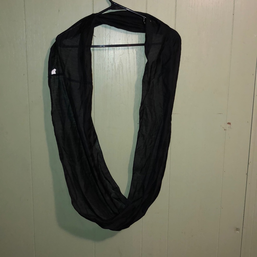 Black scarf